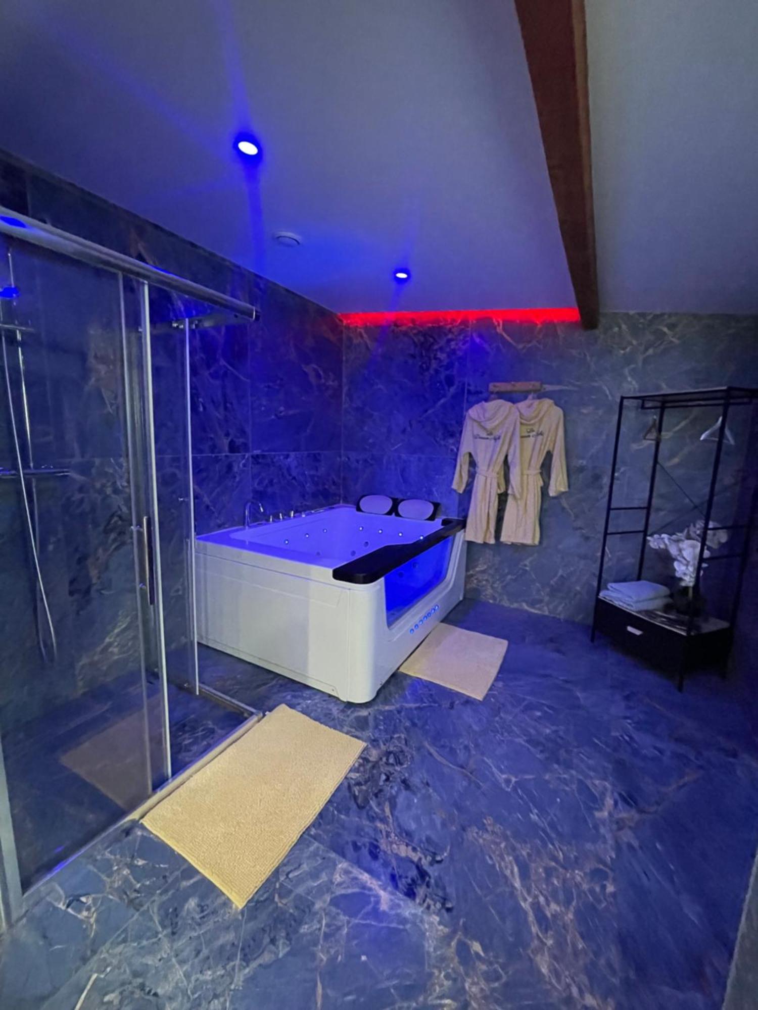Апартаменты La Dream Night Понто-Комбо Экстерьер фото