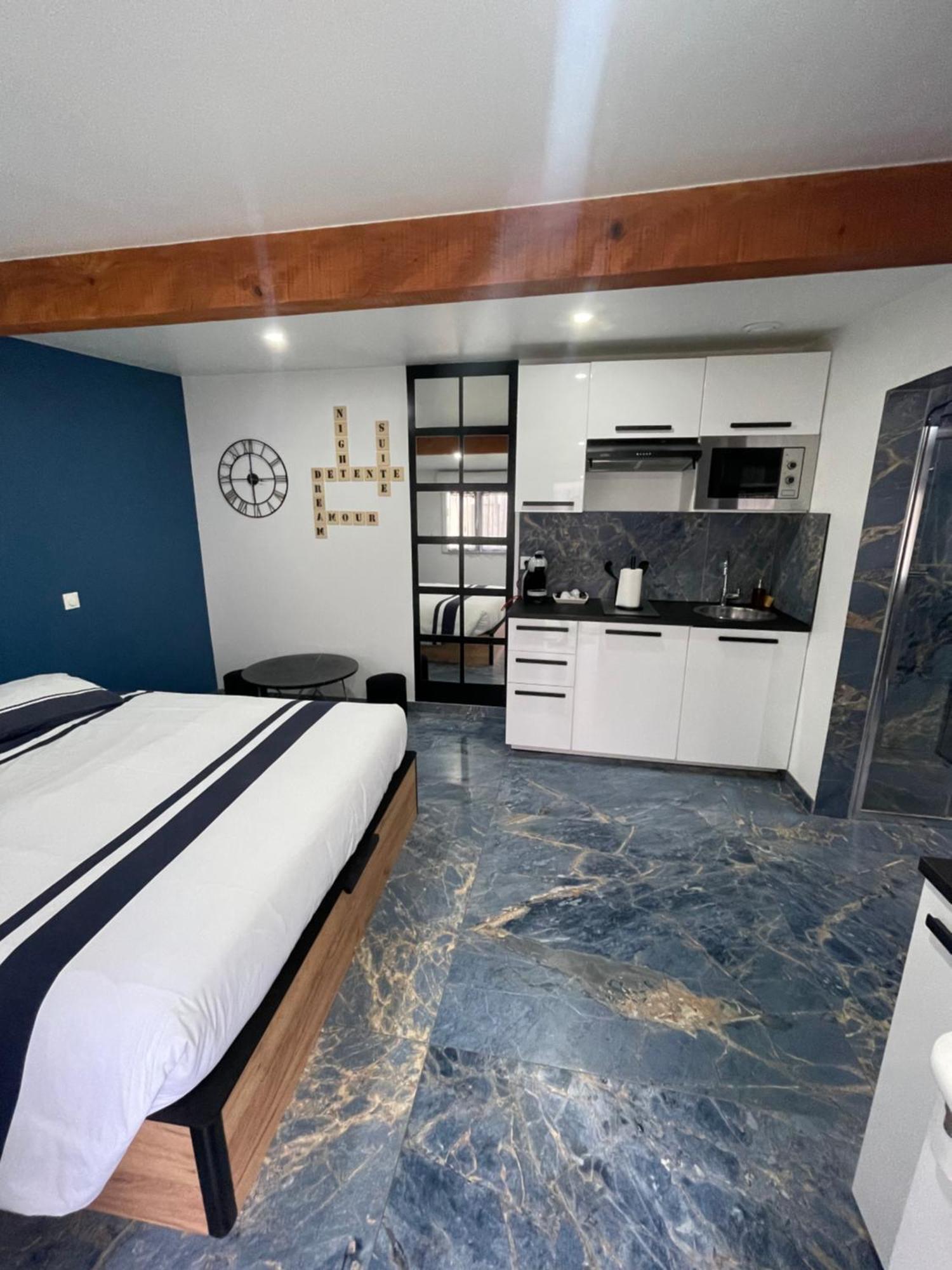 Апартаменты La Dream Night Понто-Комбо Экстерьер фото